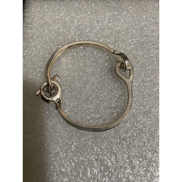 AGATHA Paris Knot Toggle Bracelet Silver Tone Signed 2 Inches Vintage - Picture 1 of 8